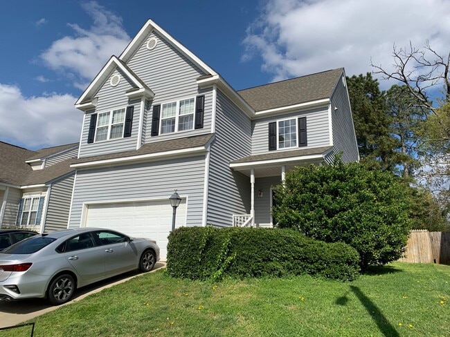 Building Photo - 2525 Trailwood Hills Dr