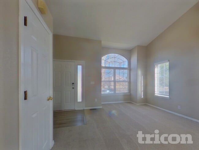 Building Photo - 2179 S Uravan St