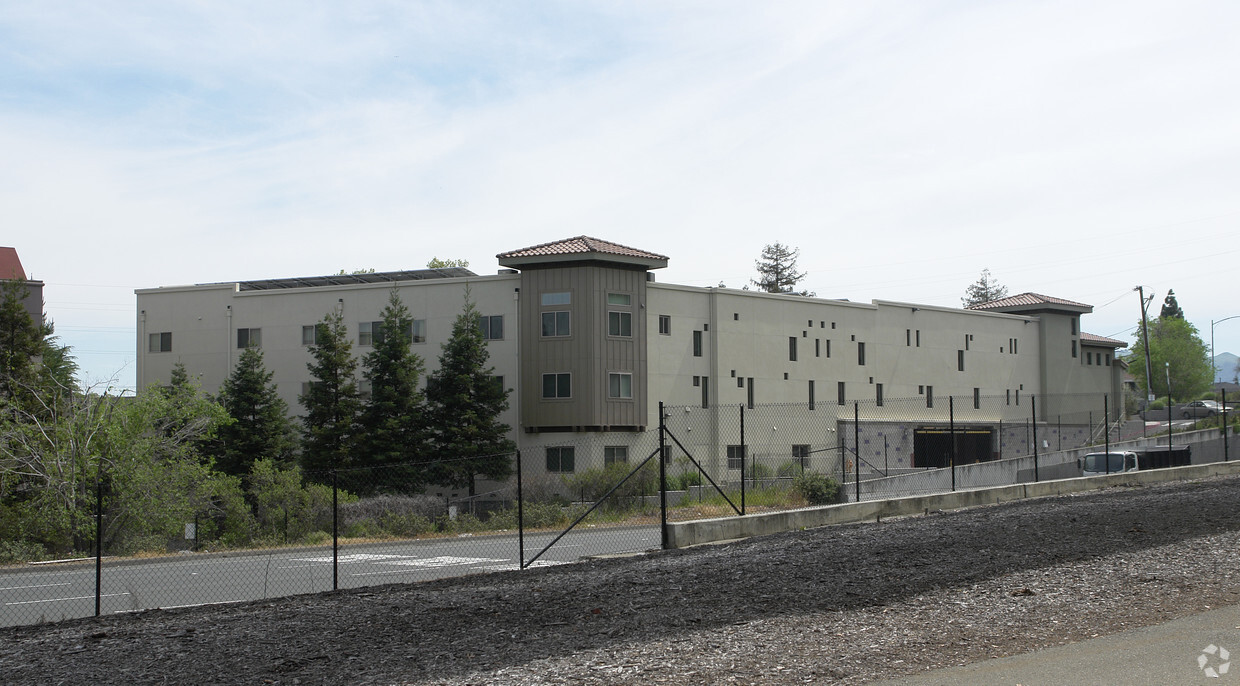 Primary Photo - Trinity Avenue Apartments