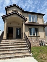 Building Photo - 379 McClean Ave