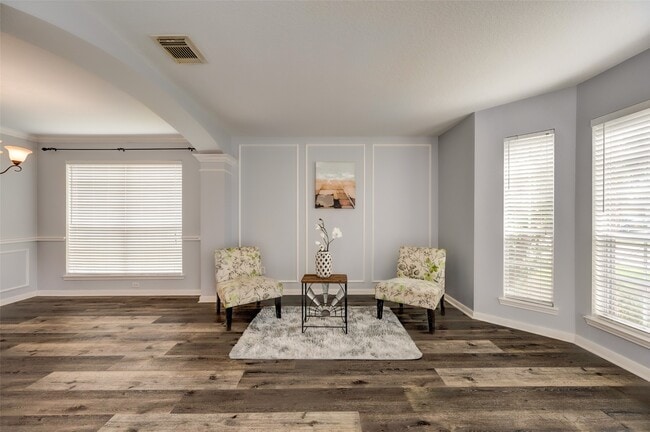 Building Photo - 21318 Rose Hollow Ln