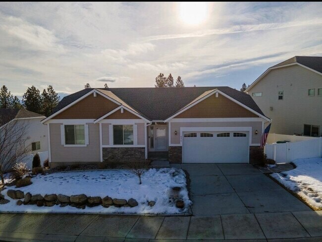 Foto del edificio - 4819 N Emerald Ln