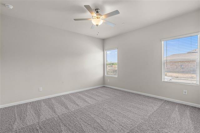 Building Photo - 210 Monarch Wy
