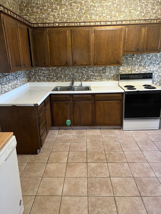 Foto del edificio - 38326 129th St