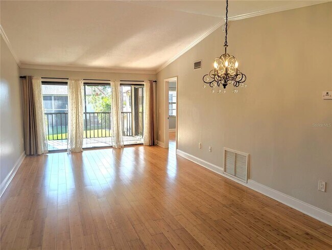 Building Photo - 5657 Summerside Ln