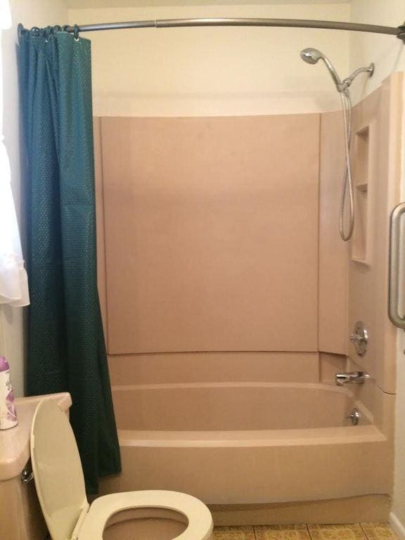 Bathtub - 816 Orlando Street