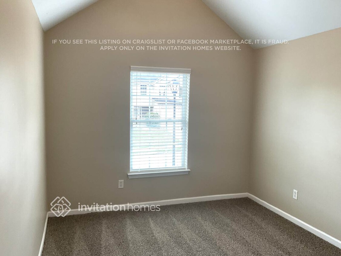 Foto del edificio - 7187 Laurel Creek Dr