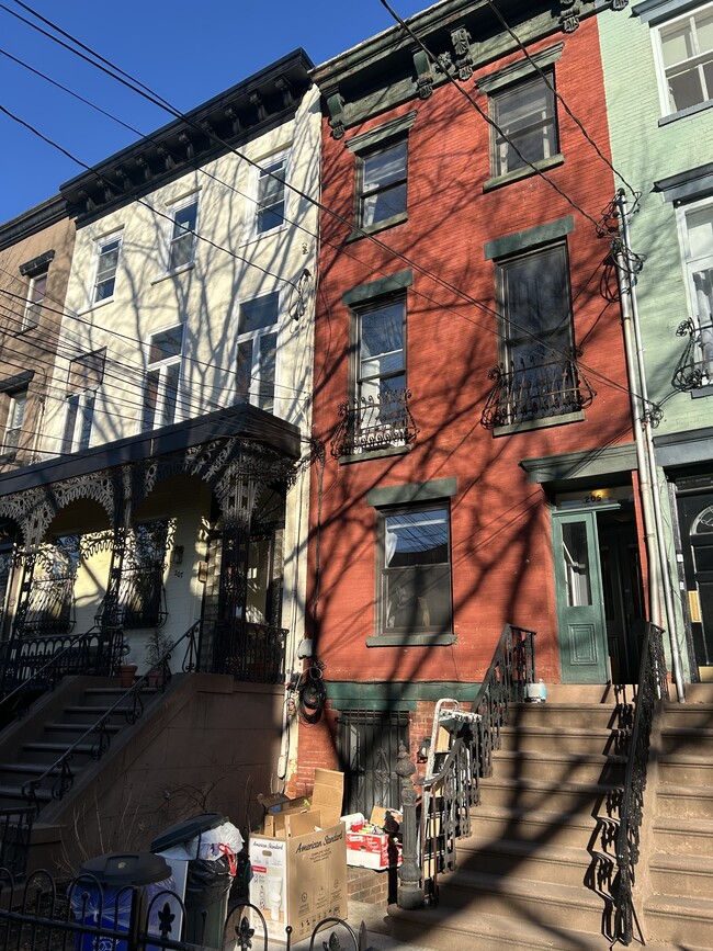 Sunny Afternoon on Gorgeous Tree Lined Block - 205 Garden St