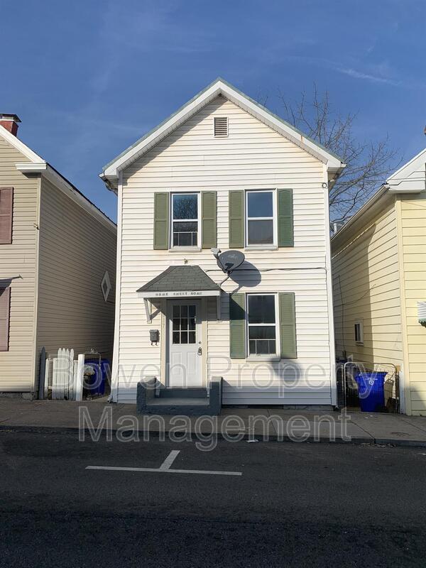 Primary Photo - 217 Alexander St