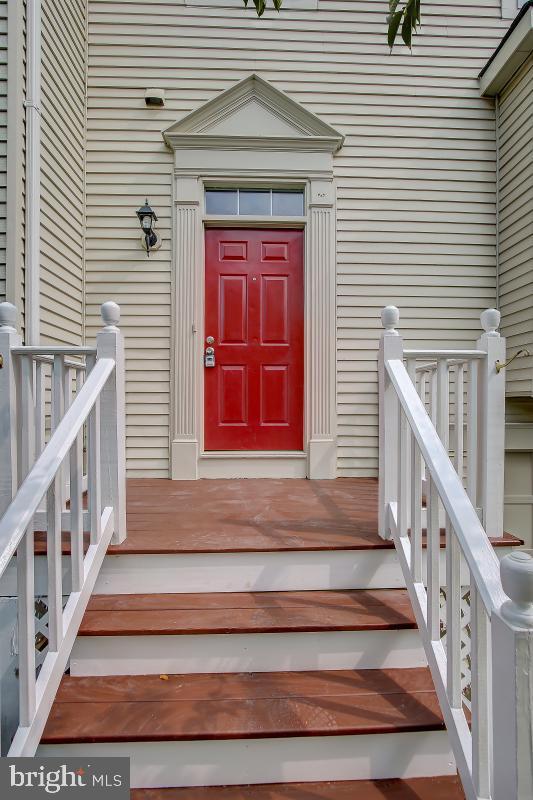 Building Photo - 10191 Caladium Dr