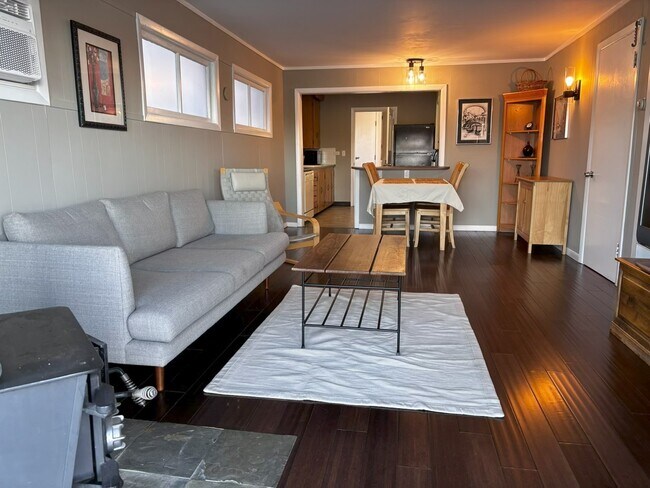 Planta abierta - 7356 S Miles Pl