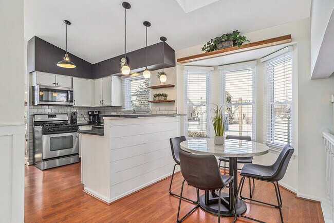 Foto del edificio - 1191 Easton Dr