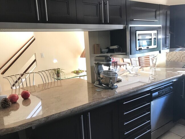 Foto del edificio - 4522 Saint Clair Ave