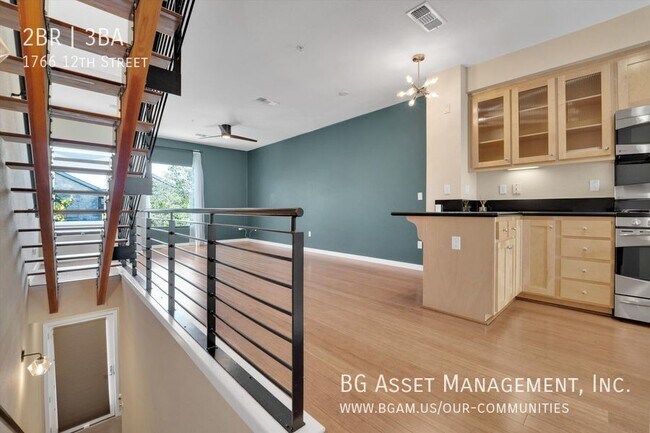 Building Photo - Gorgeous Zephyr Gate Condo in West Oakland