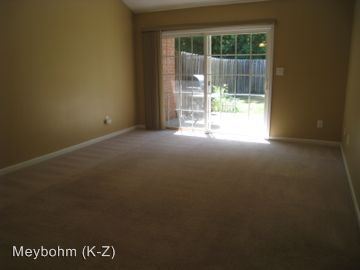 Building Photo - 279 Vanderbilt Dr