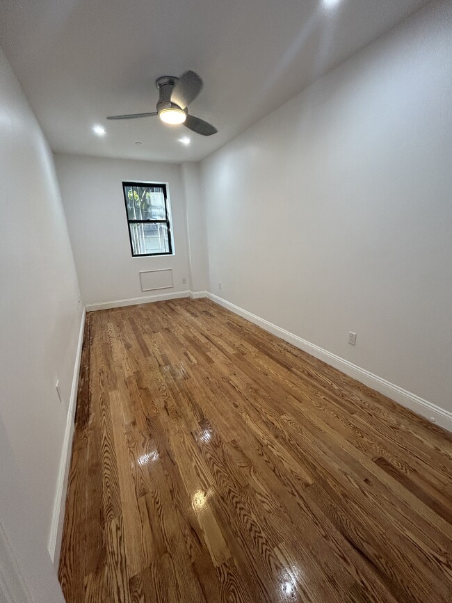 1st Bedroom - 447 W 47th St