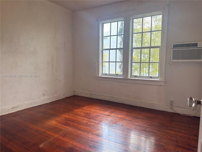 Foto del edificio - 3364 SW 2nd St