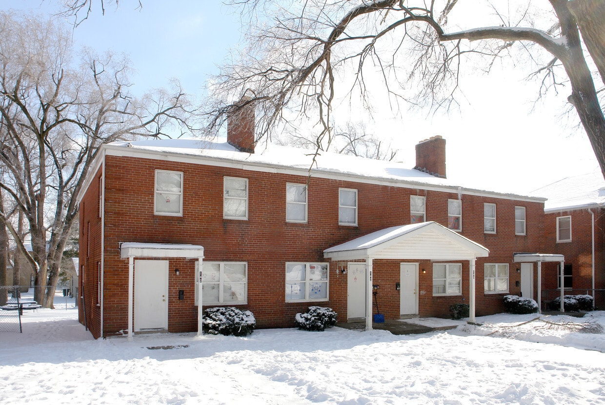 Foto del edificio - 140-146 S Powell Ave