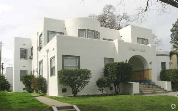 Building Photo - Hunter Street Apartments