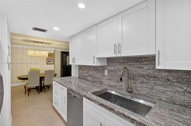 Building Photo - 2401 Collins Ave