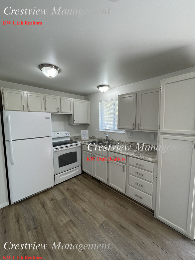 Building Photo - Charming 4-Bedroom Home in West Valley City – Spacious & Convenient Location- 1st month's rent Free!