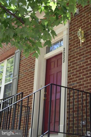 Foto del edificio - 2028 Madrillon Springs Ct