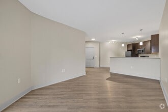 1BR, 1BA -763SF - Living Room - Brainerd Place