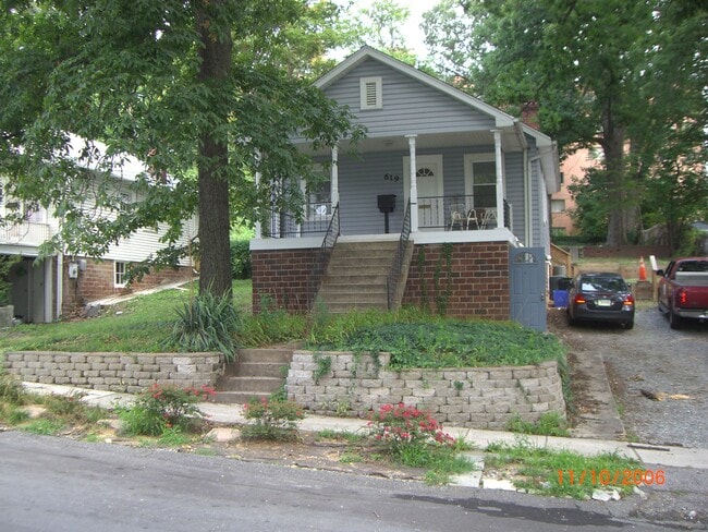 Front of Building, parking on left - 619 Mississippi Ave Apartments