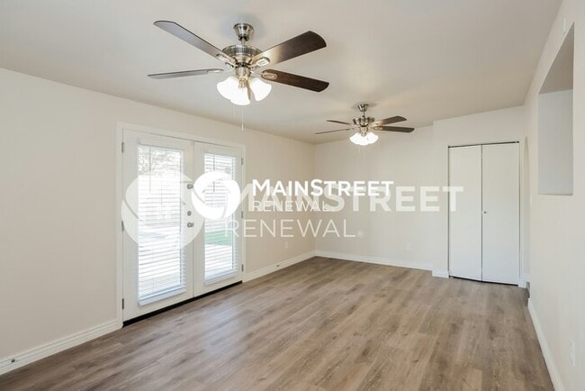 Building Photo - 2708 W Acoma Dr