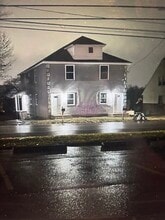 Building Photo - 400 N Keyser Ave