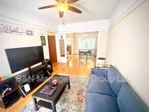 Building Photo - 1063 W Dakin St