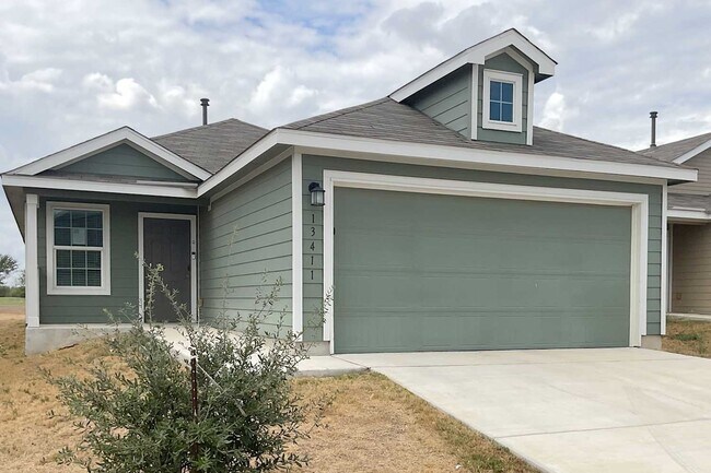 Foto del edificio - 13411 Ashworth Blvd