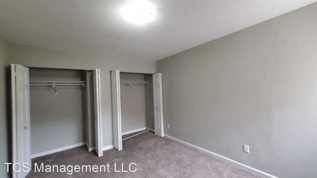Building Photo - 3 br, 1 bath House - 42 Presidential Drive