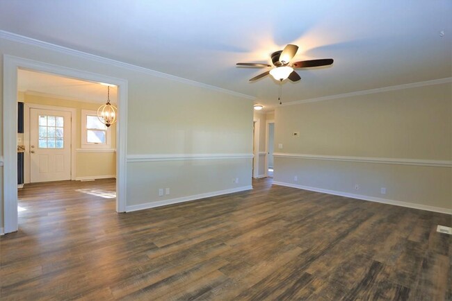 Building Photo - 33150 Chincoteague Rd