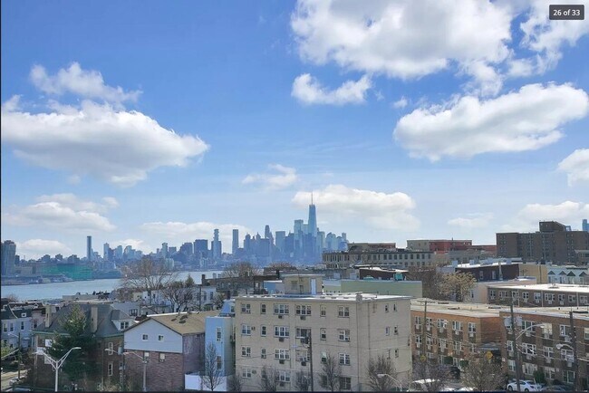 Foto del edificio - 3312 Hudson Ave