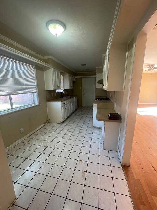 Foto del edificio - Spacious Northwest Single-Family Home for Rent