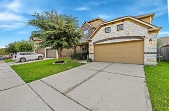 Building Photo - 11623 Greensbrook Garden Dr