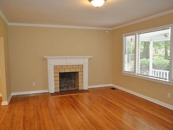 Foto del edificio - 822 Hillcrest Rd