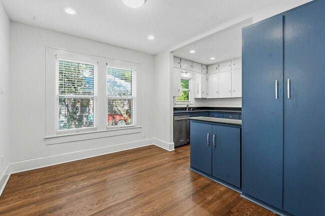 Building Photo - 804 Rutherford Pl