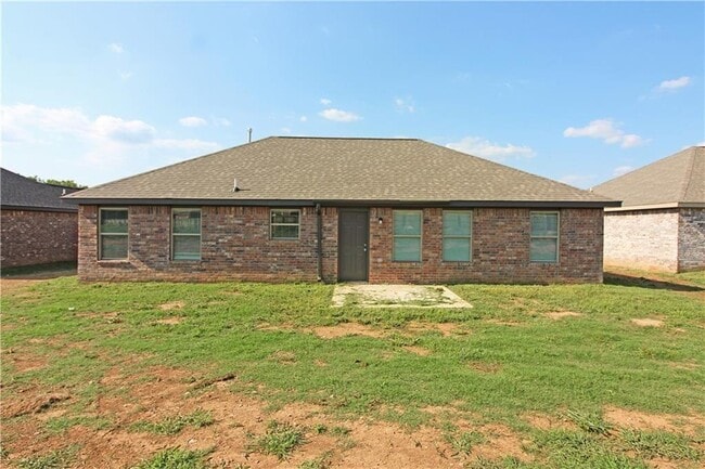 Building Photo - 5105 SW Energy Ave