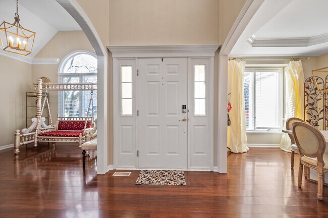 Foto del edificio - 142 N Dixon Dr