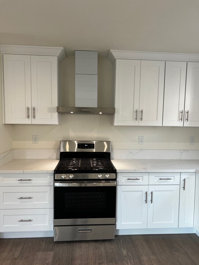 Foto del edificio - 636 E 87th St