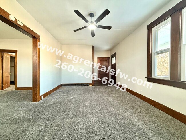 Foto del edificio - 907 Lincoln Ave