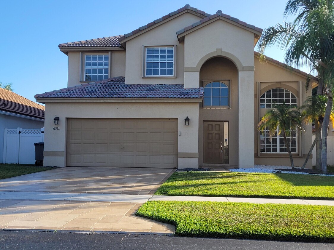 Primary Photo - 6761 Red Reef St