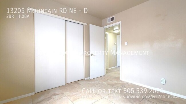 Building Photo - Remarkable 2 Bedroom, 1 Bath In The NE!