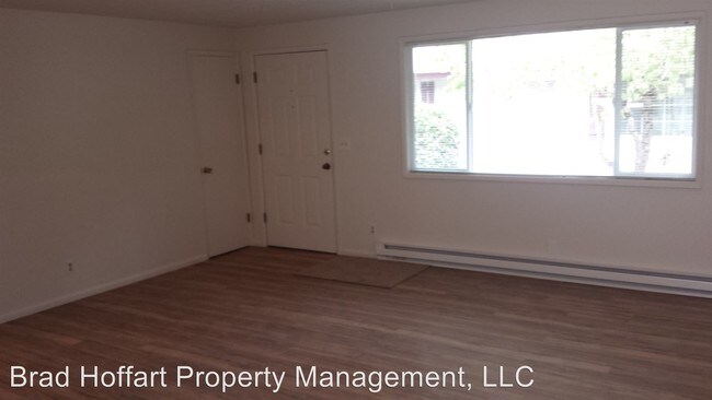 Building Photo - 5105 SW Menlo Dr
