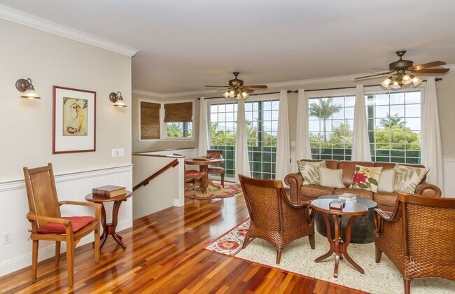 Building Photo - Estate on 1 acre 3 bedroom 2.5 baths and attached 2 car garage