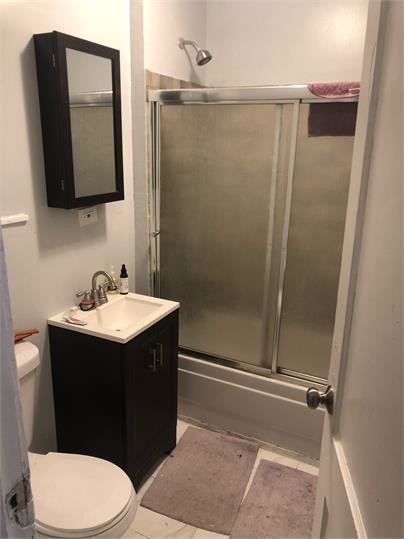 Foto del edificio - 1824 W 46th St