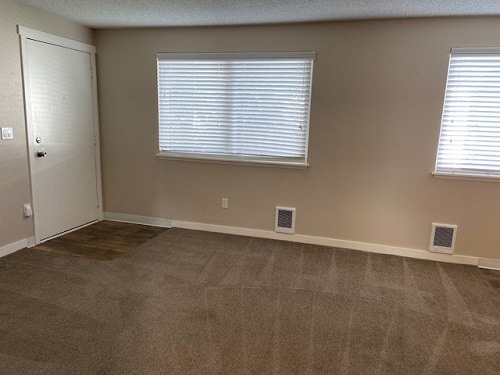 Building Photo - Heather Court