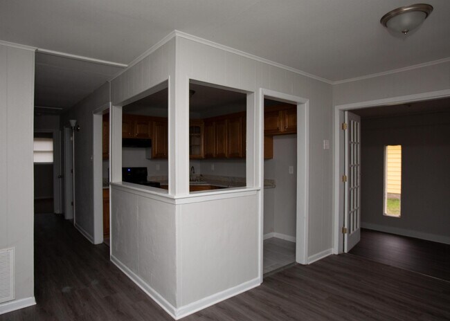 Building Photo - 6503 Heather Ln